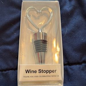 Wine stopper heart shaped